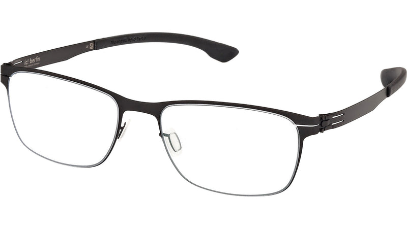 Dennis N. IC5005 002